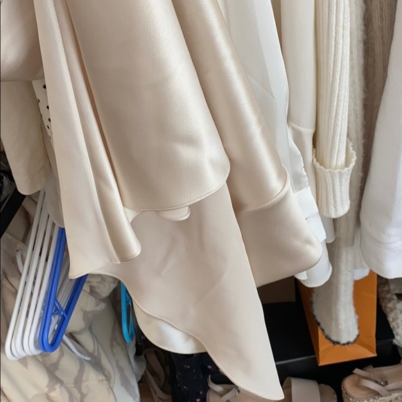 Deveaux Guinevere one shoulder satin dress - Picture 4 of 7